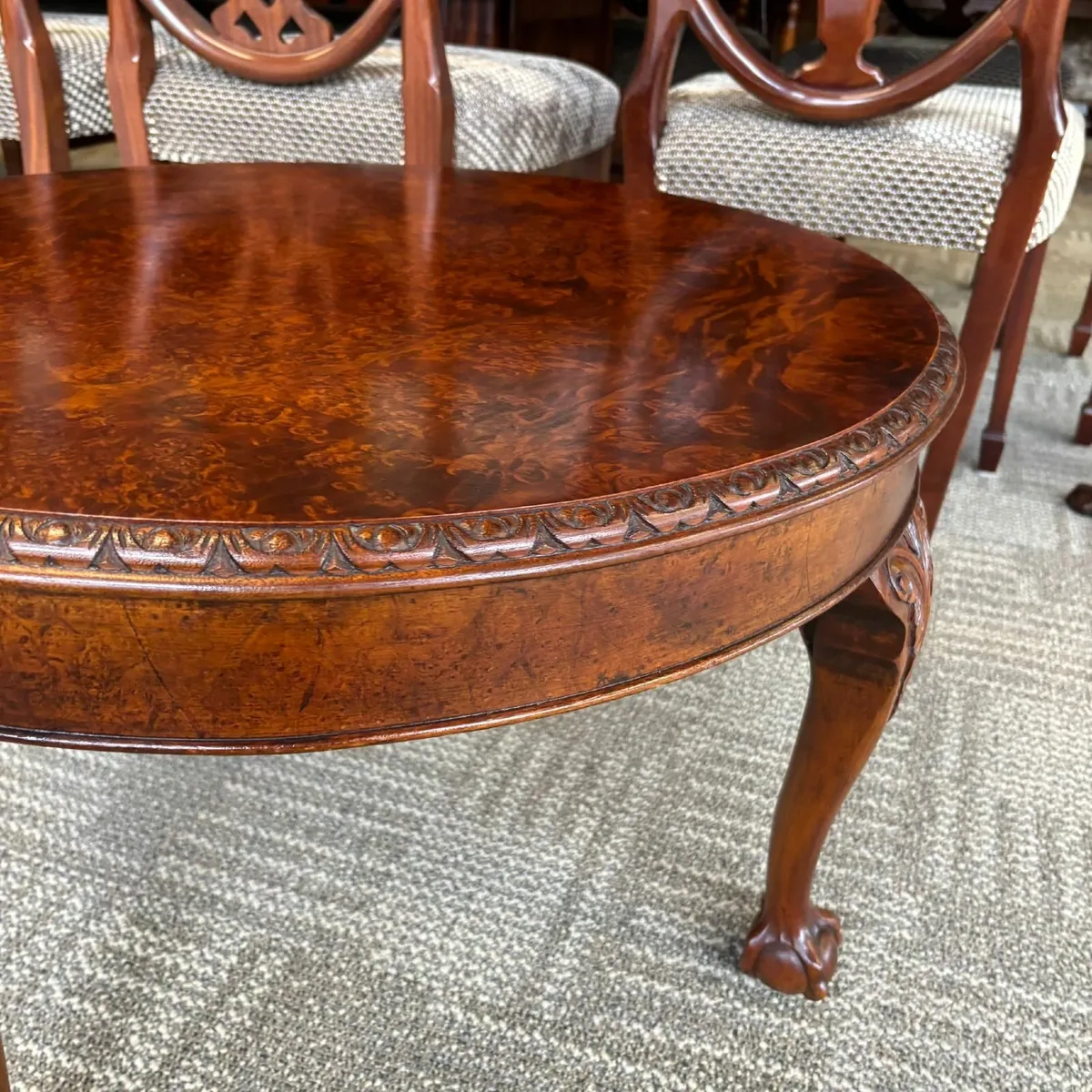 Beautiful walnut burr coffee table. Refurbished to - Image 3