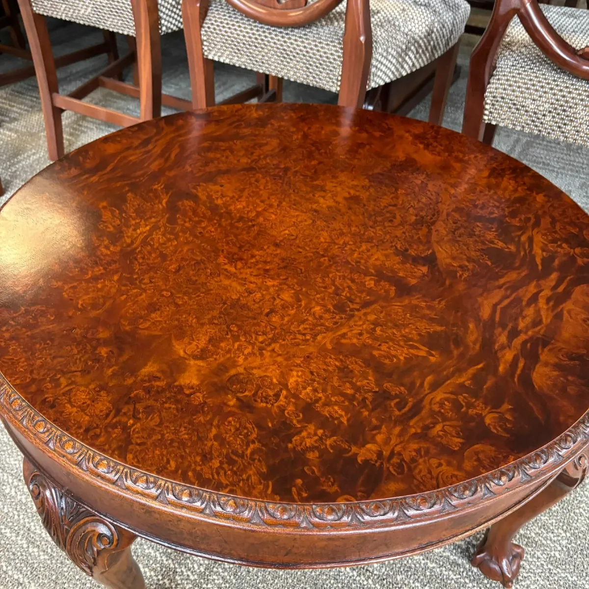 Beautiful walnut burr coffee table. Refurbished to - Image 4
