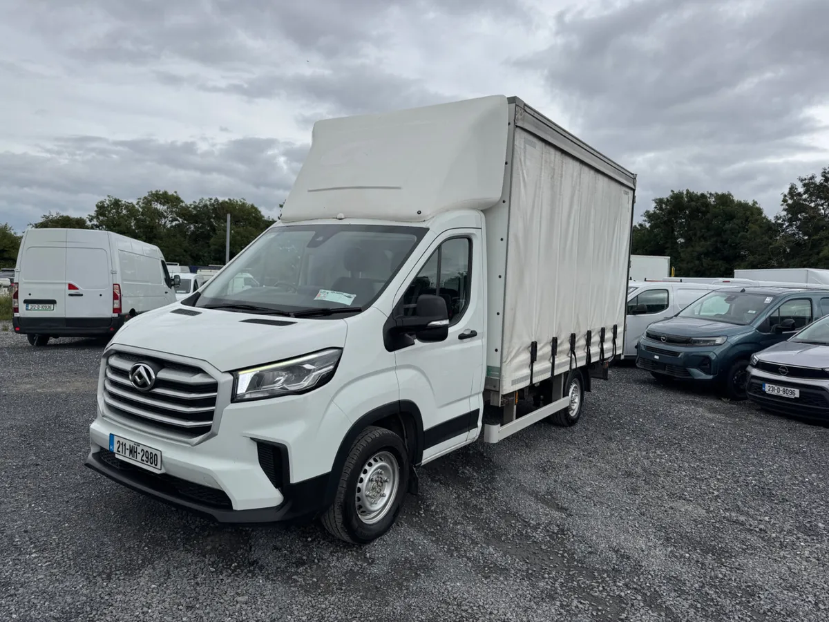 Maxus delivery 9 curtain sider - Image 3