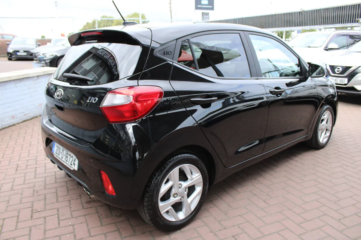 HYUNDAI i10 1.0 DELUXE 5DR HATCHBACK PETROL  FINIS - Image 4