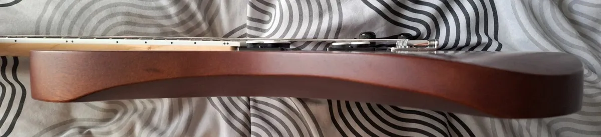 Ibanez guitar / upgraded - Image 2