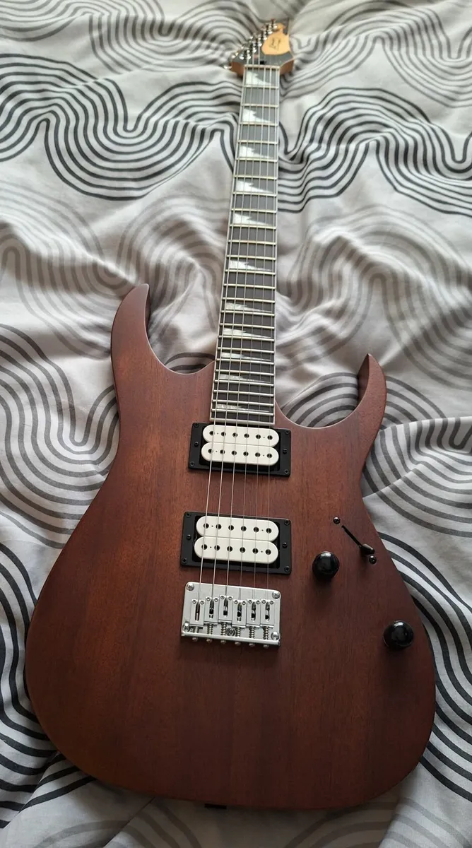 Ibanez guitar / upgraded - Image 1