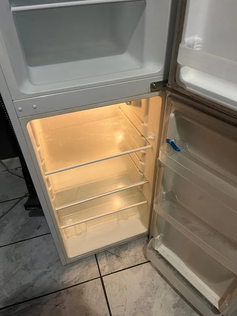 Fridge freezer - Image 3