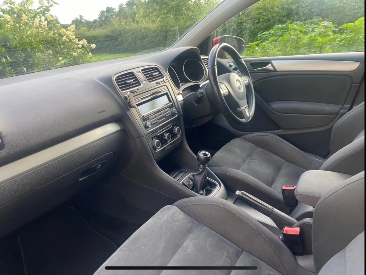 Volkswagen Golf 1.2 TSI Highline - Image 2