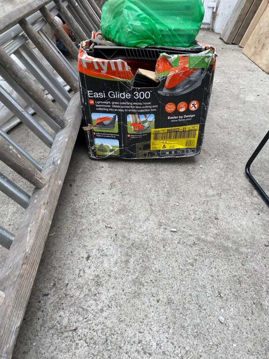 Flymo electric lawnmower easy glide 300 - Image 1