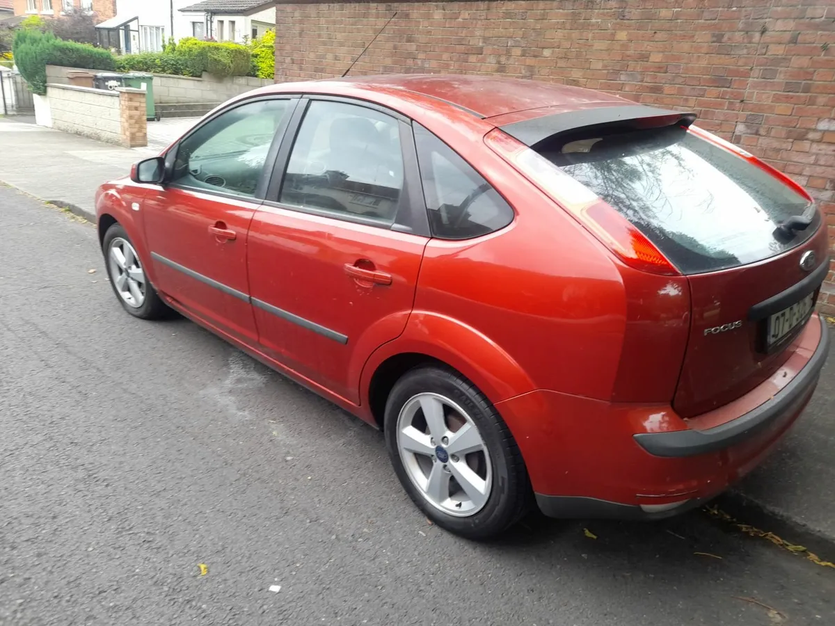 Ford Focus 2007 - Image 2