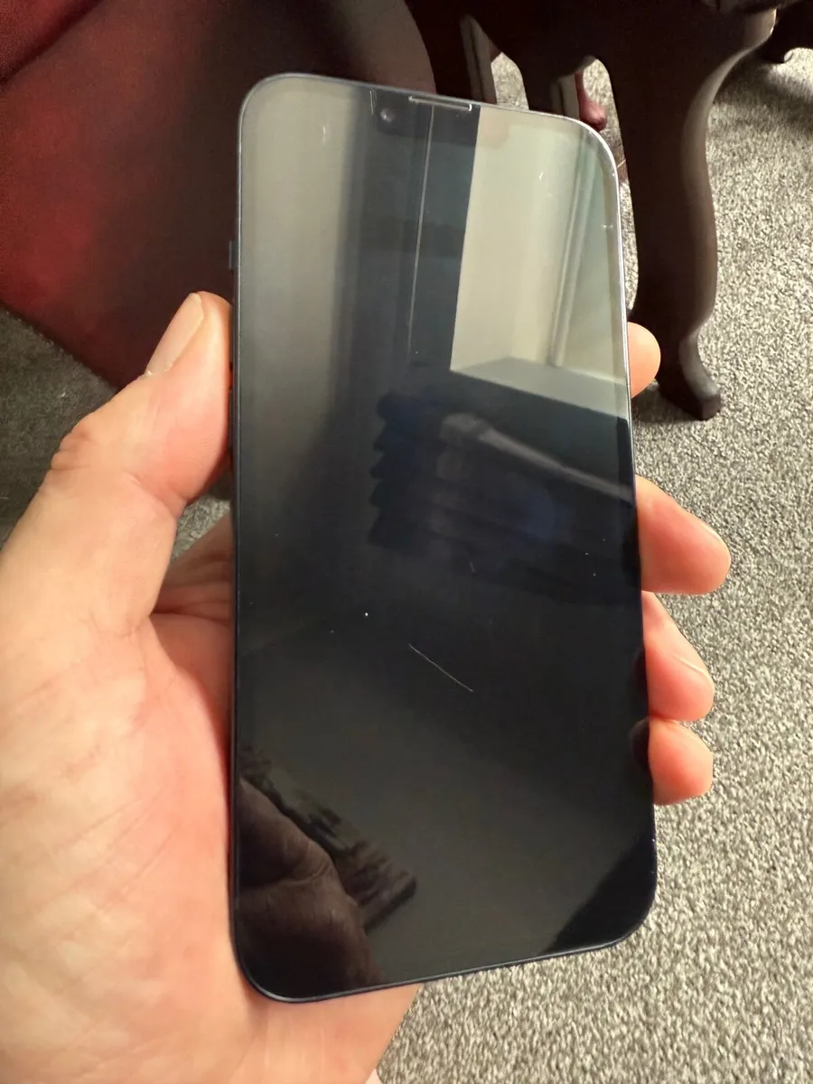 iPhone 13 - Image 1