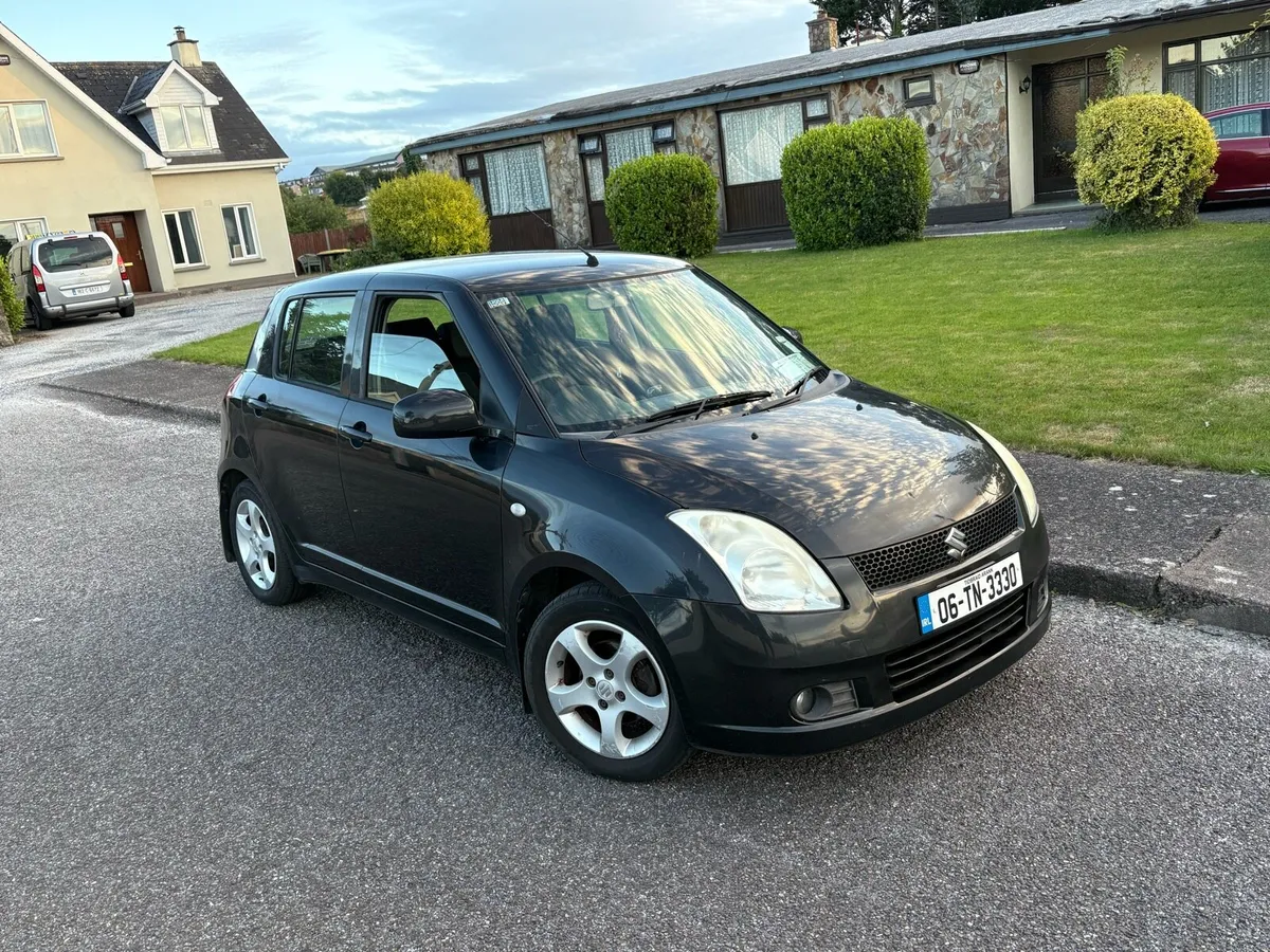 Suzuki Swift 1.3L  in Mint condition low mileage! - Image 1