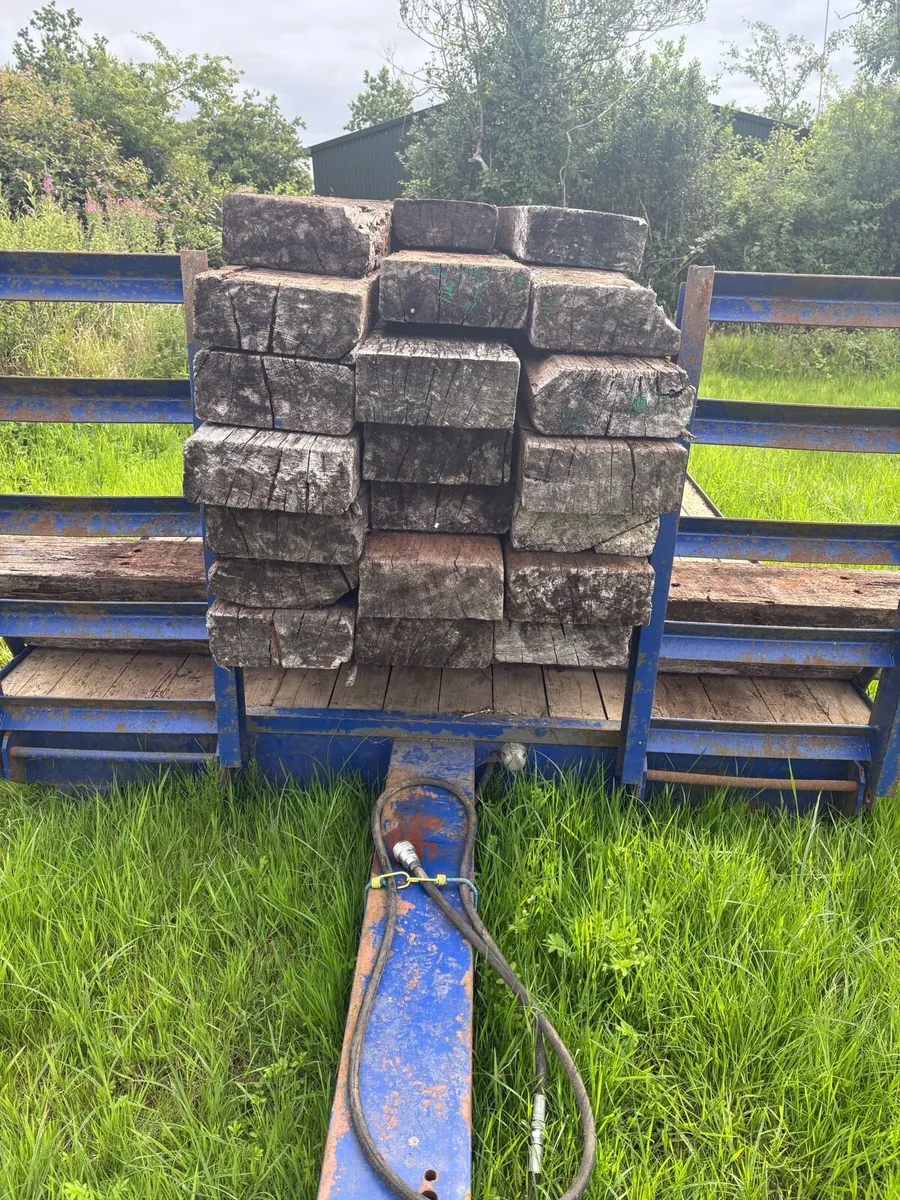 Railway timber beams - Image 2