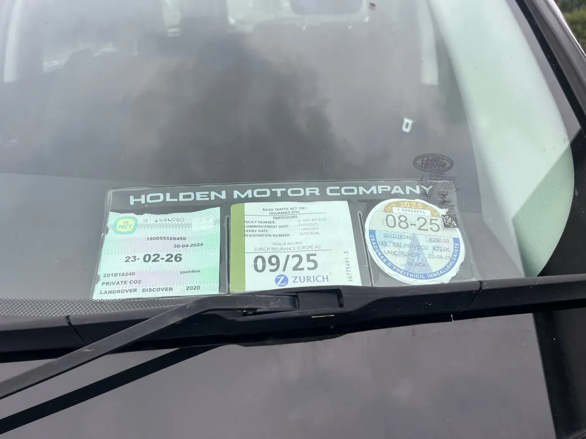Land Rover Discovery Sport 2020 - Image 1