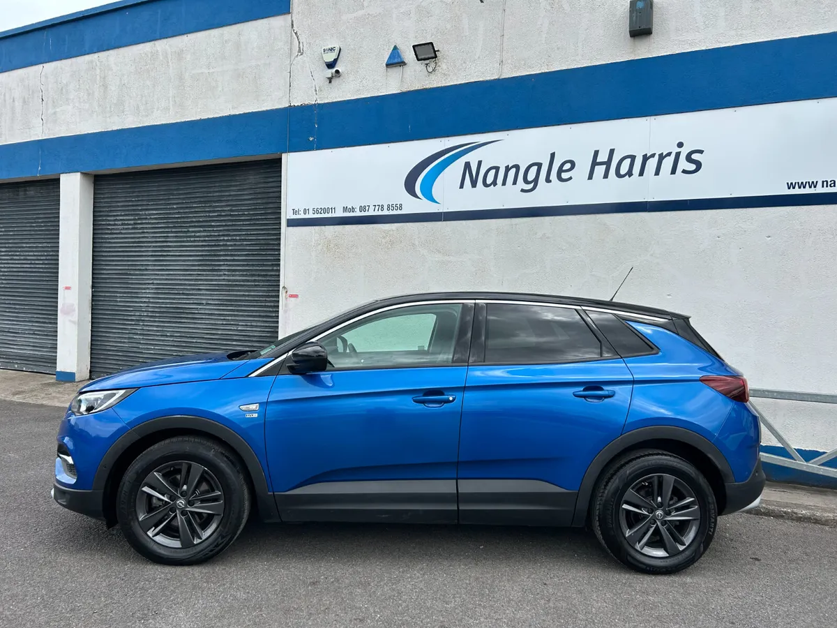 Opel Grandland X. ONE OWNER. - Image 2
