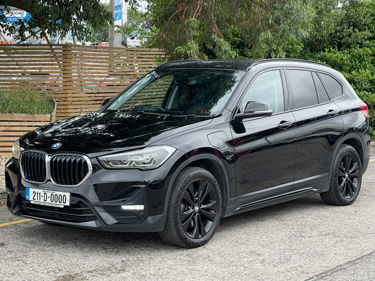 2021 BMW X1**FULL SERVICE HISTORY**2 KEYS** - Image 2