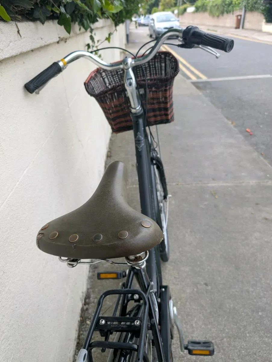Giant Ladies bike - Image 3