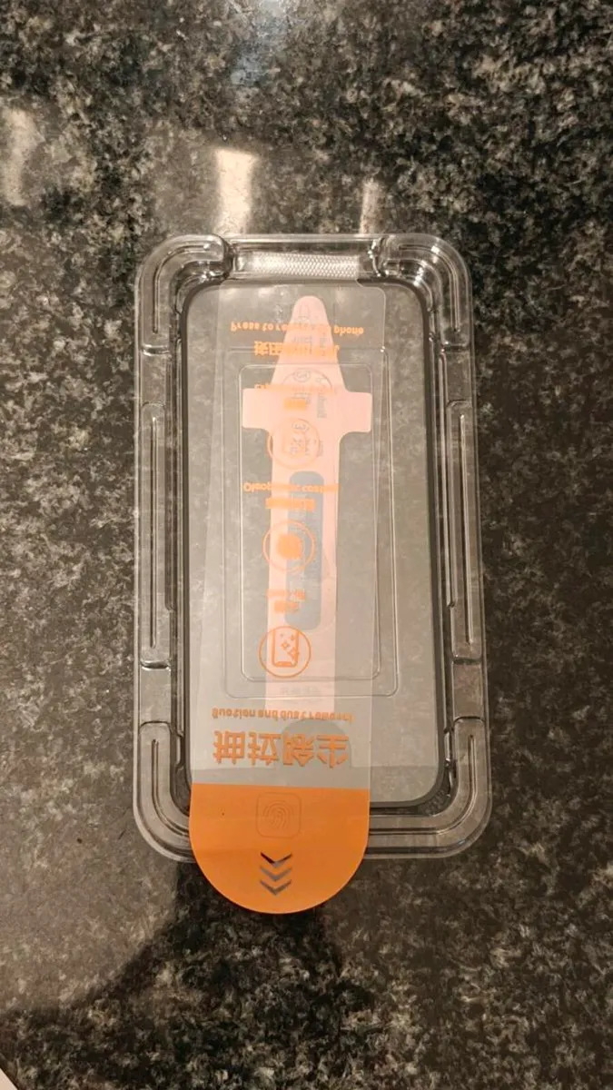 iPhone 15 Screen Protector - Image 2