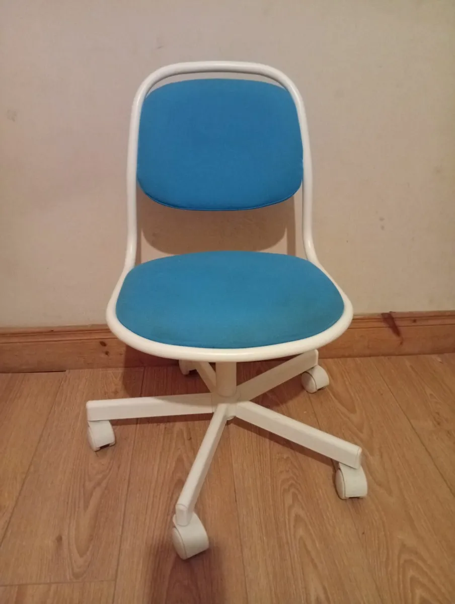Quality kids Computer swivel chair 1month - Image 1