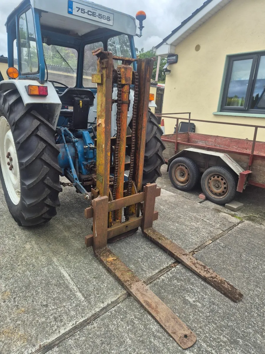 Forklift mast - Image 2