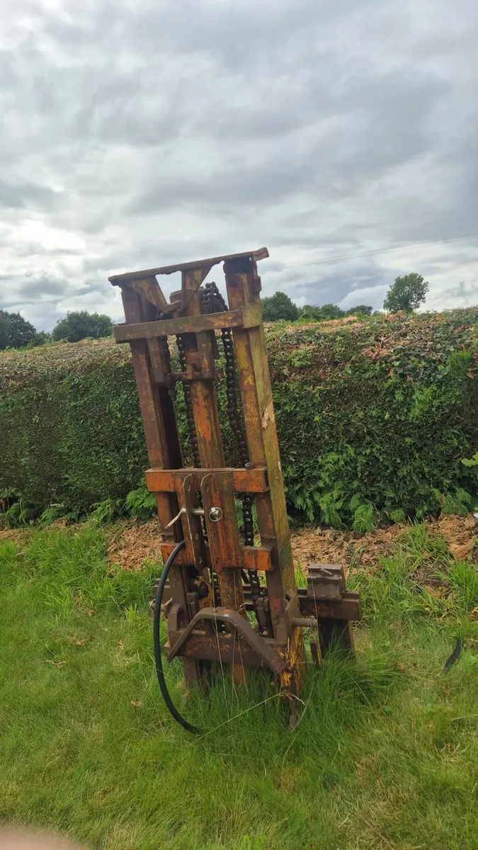 Forklift mast - Image 4