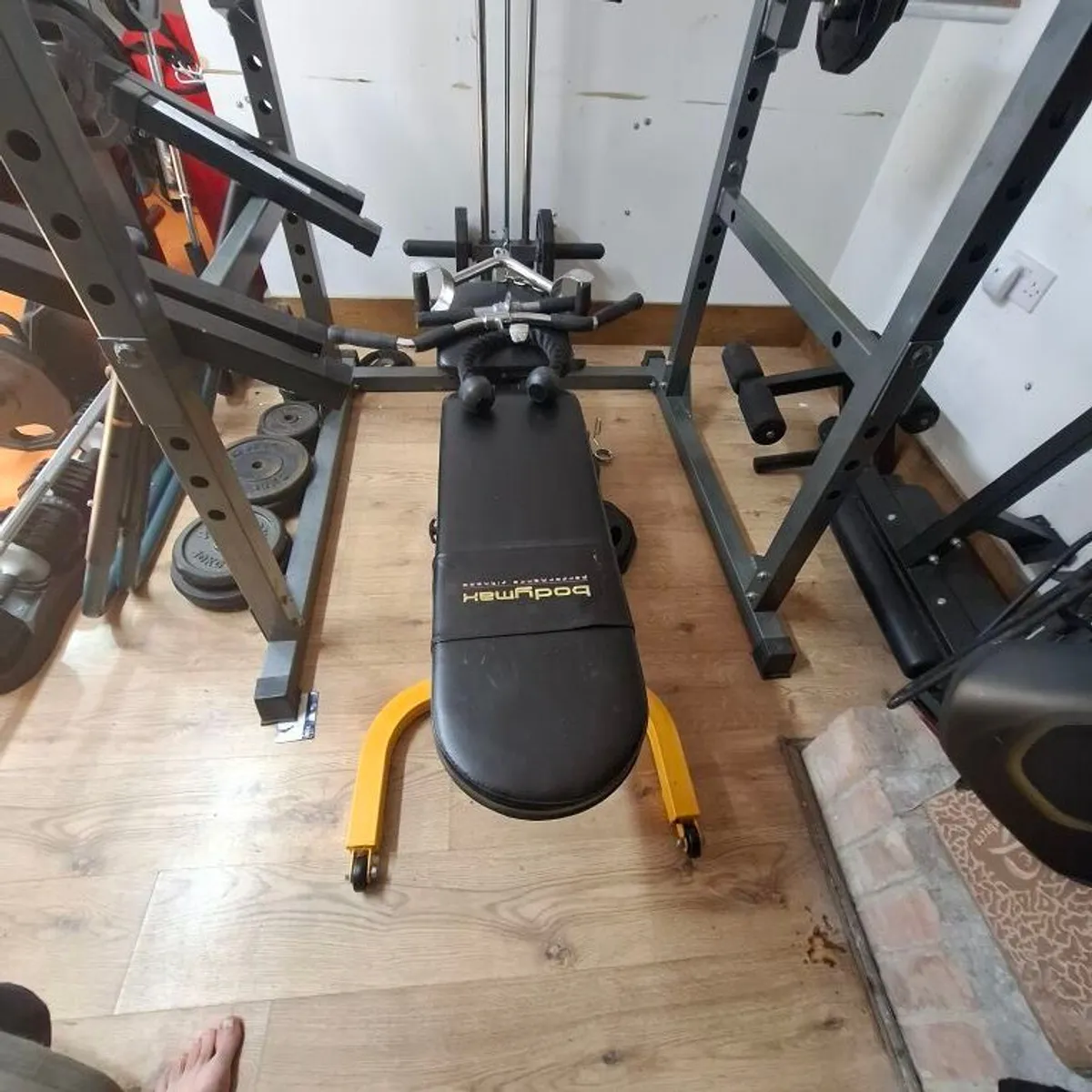 Weights Bench - Image 1