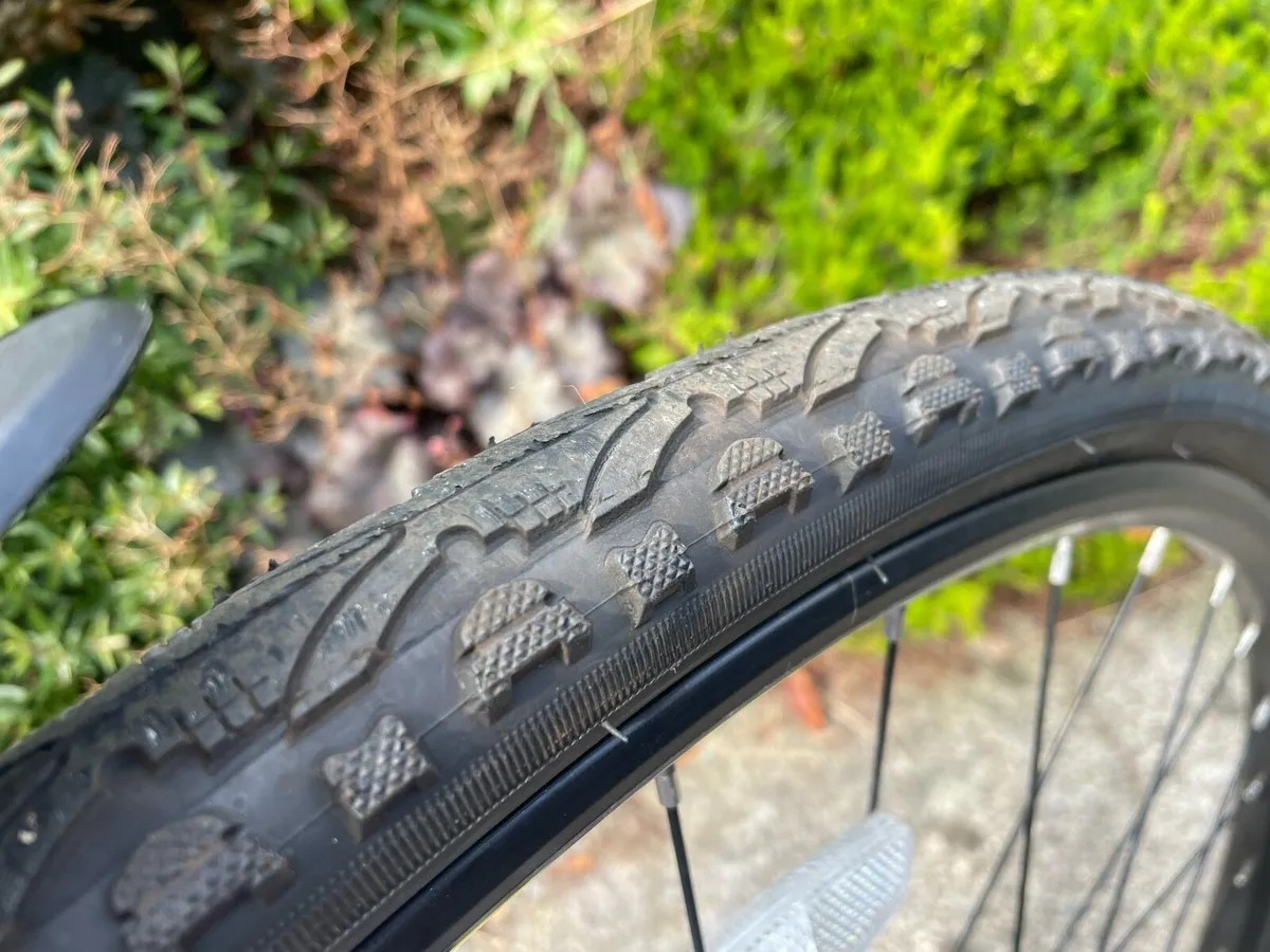 Ladies Carrera Crossfire 2 - 18” as New €180 - Image 4