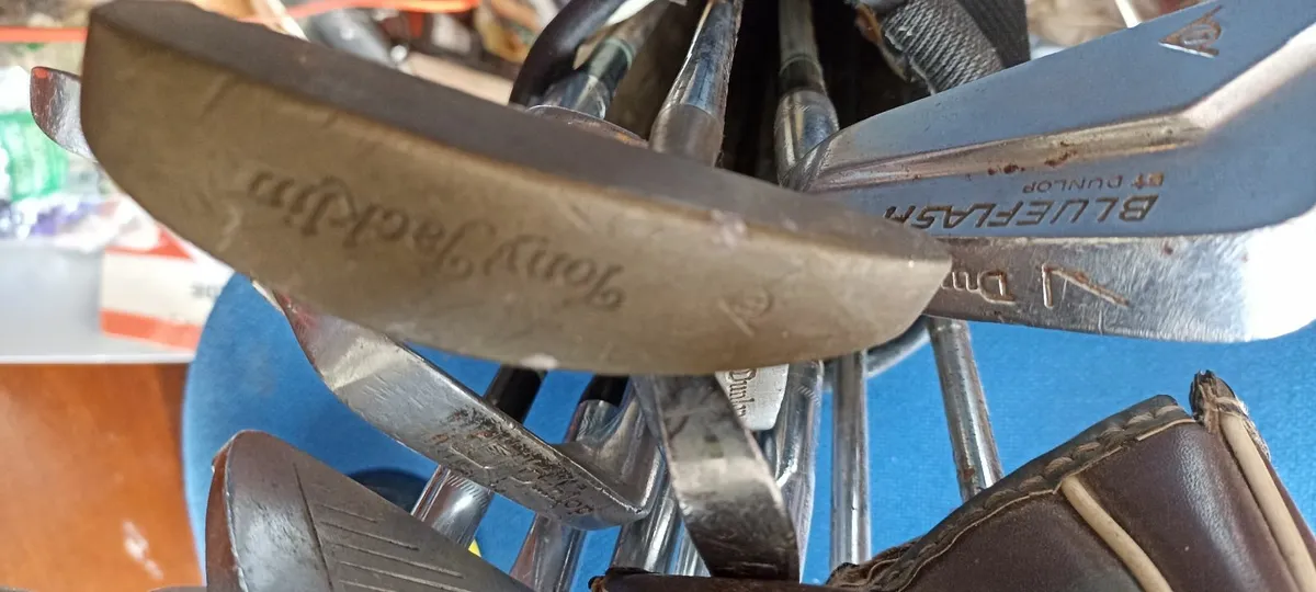 Small set of Golf Clubs - Image 4