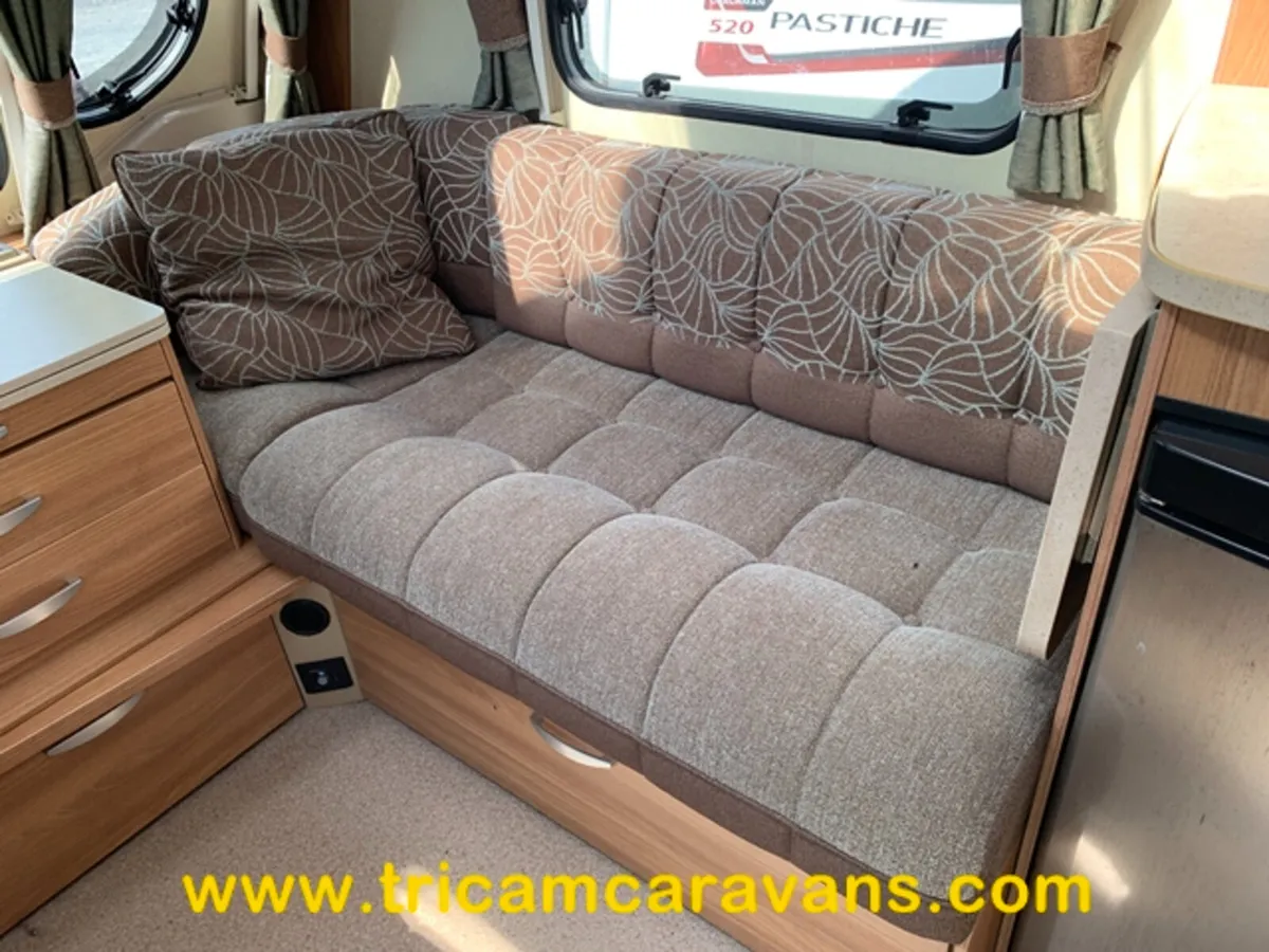 2012 Swift Challenger 580/4 Transverse Island Bed - Image 3