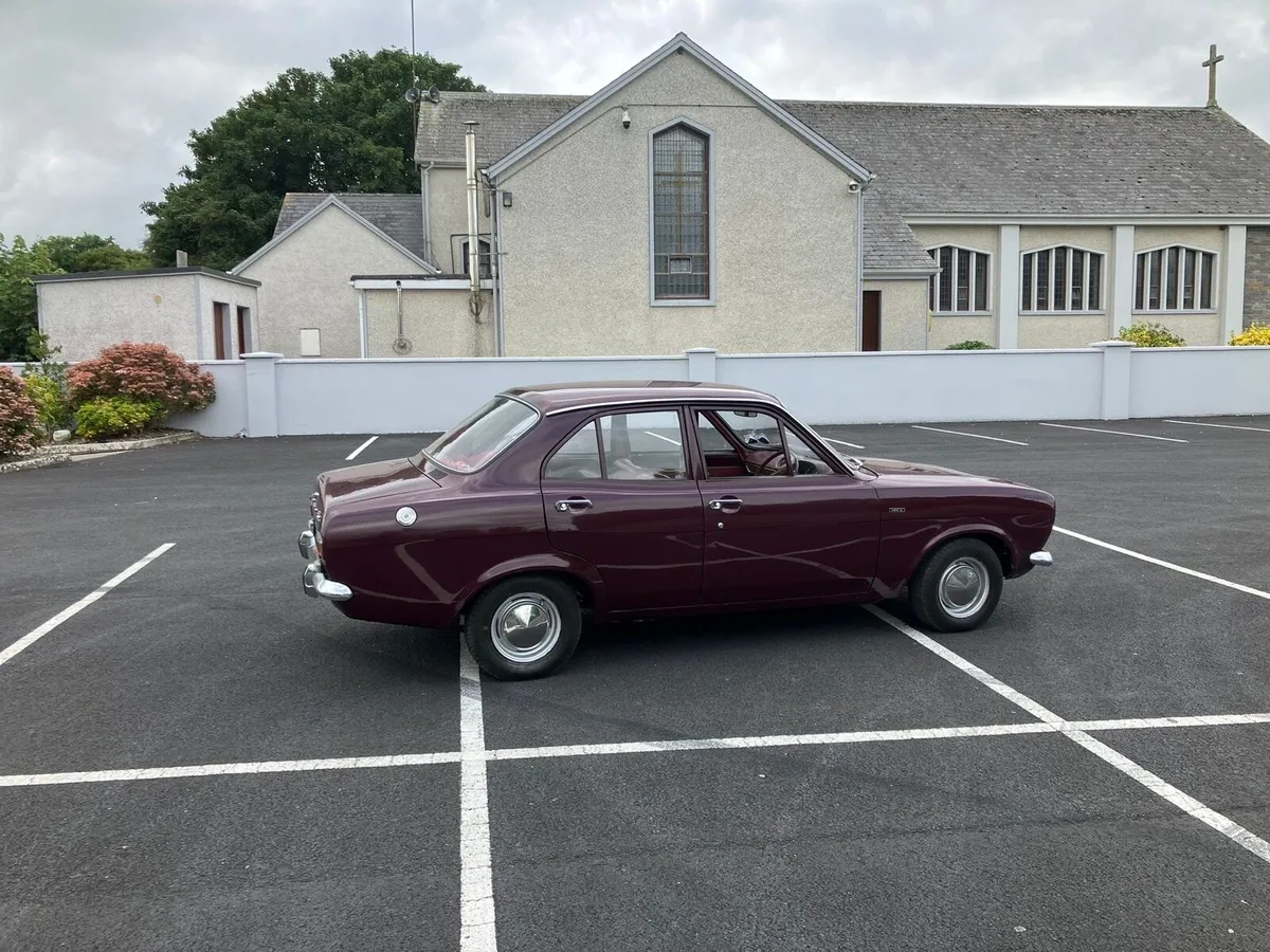 NI reg 200 VRT Best in IRL MK1 escort 1972 - Image 4