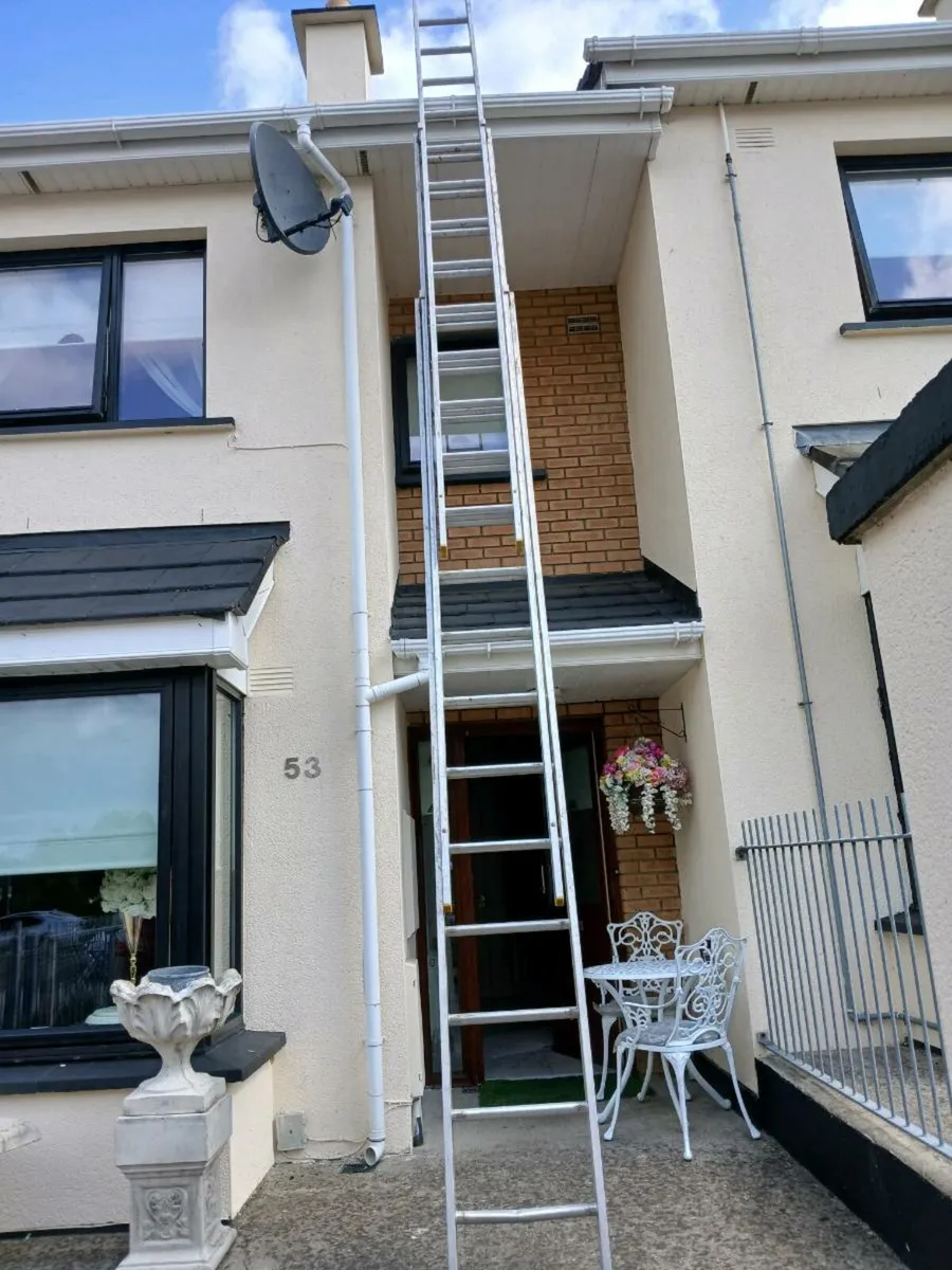 3 tier ladders - Image 3
