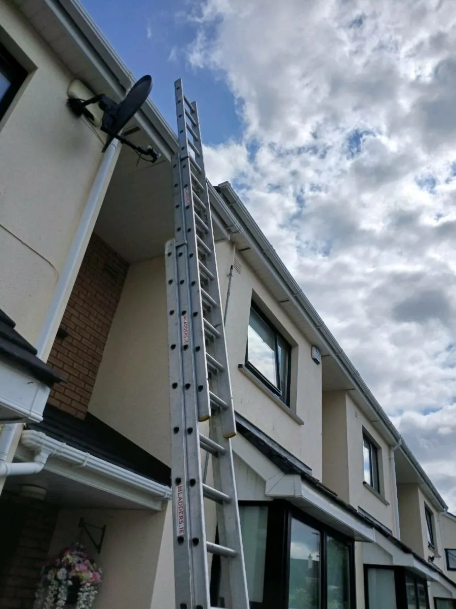 3 tier ladders - Image 4