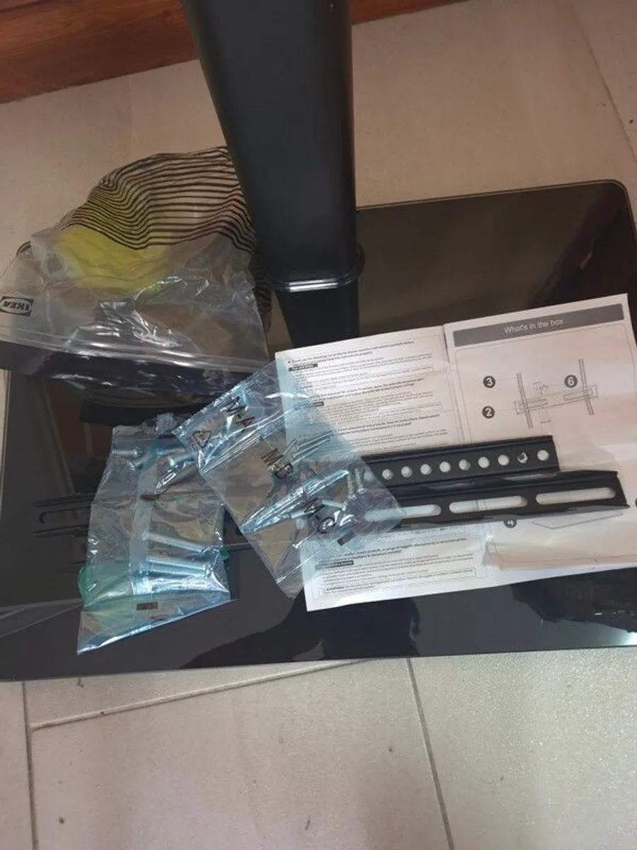 Mobile  TV stand - Image 4