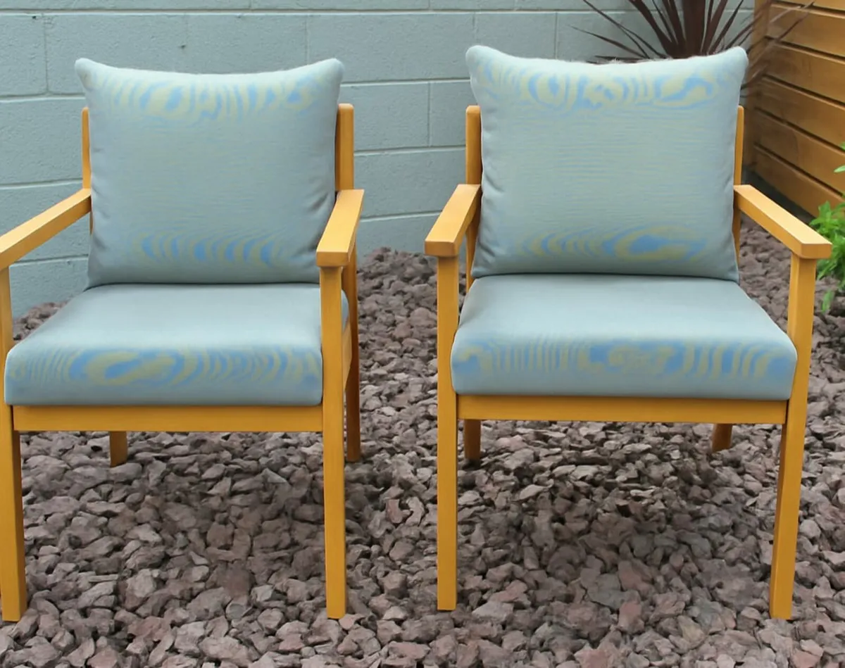 Two garden seats - Image 1