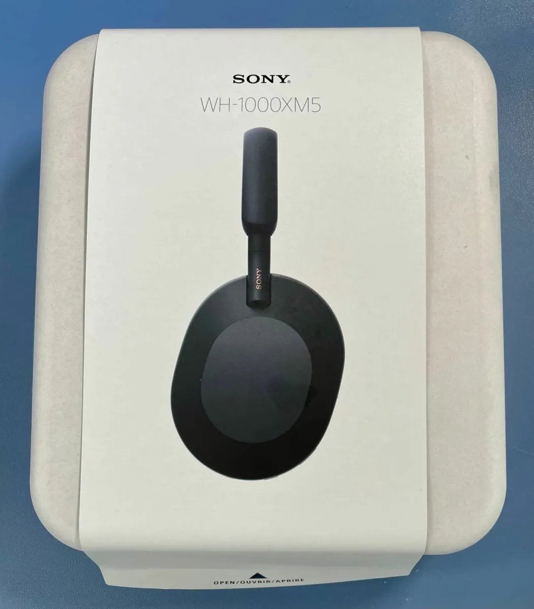 Sony WH-1000XM5 Wireless Noise-Canceling Headphone - Image 1