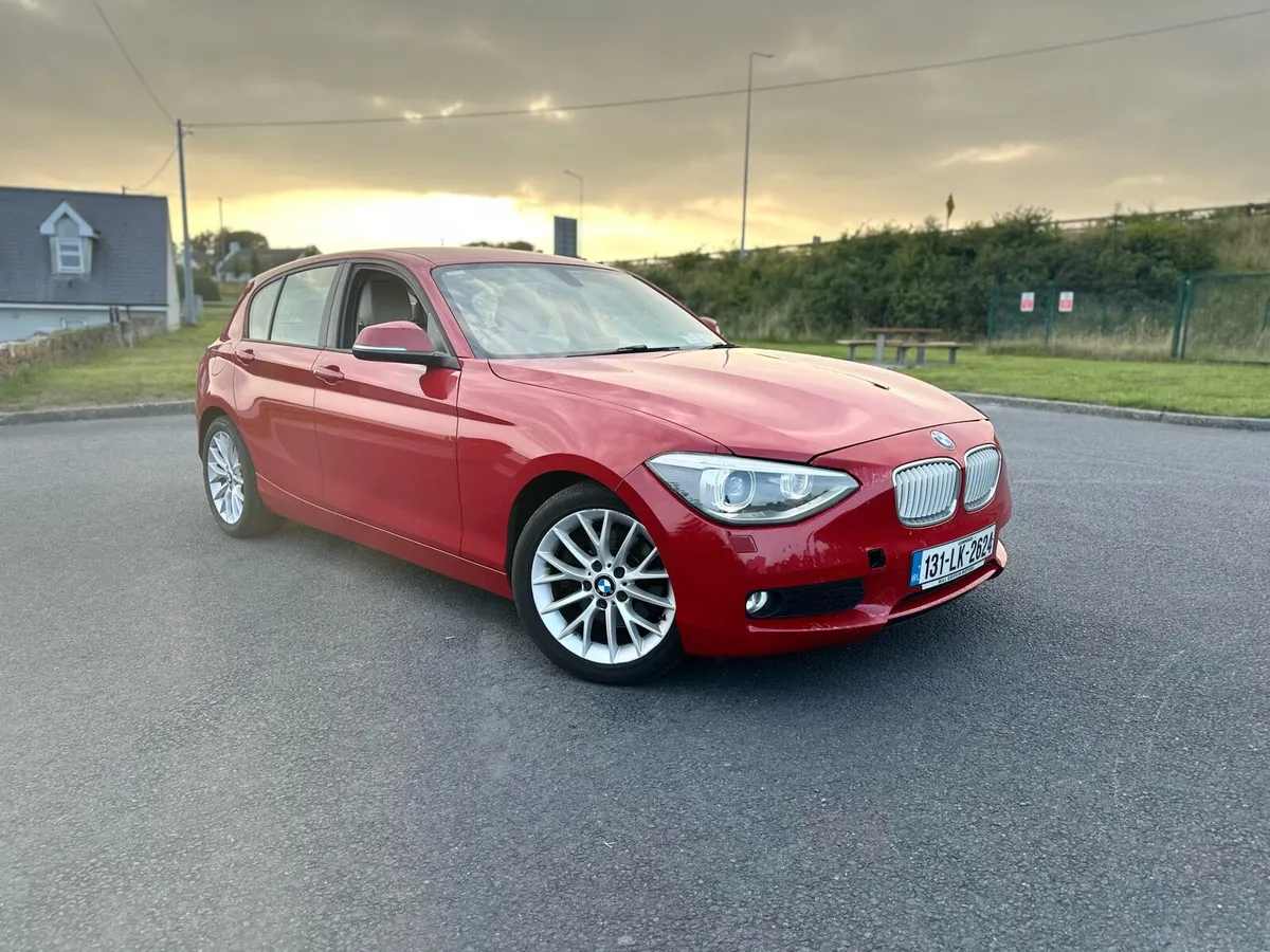 BMW 116i Automatic, Low km - Image 2