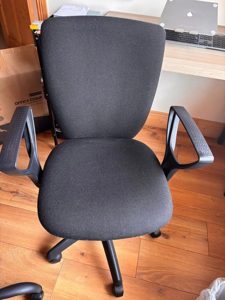 Office chair - Image 2