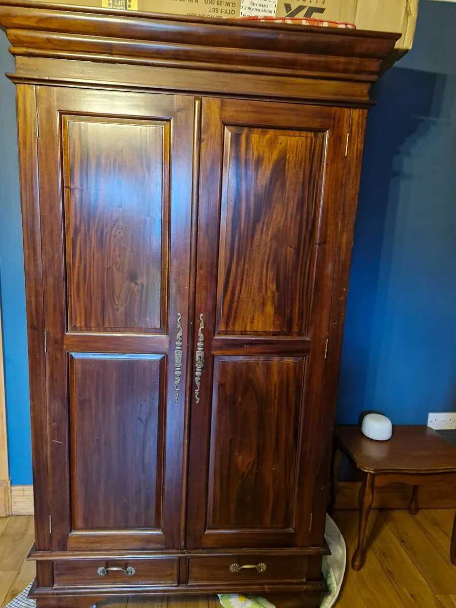Wardrobes - Image 4
