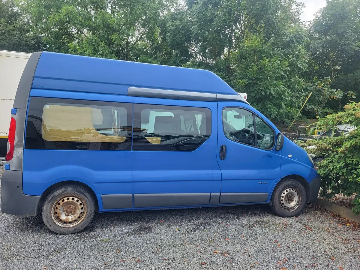 RENAULT TRAFFIC HIGH ROOF VAN.  CAMPER CONVERSION - Image 2