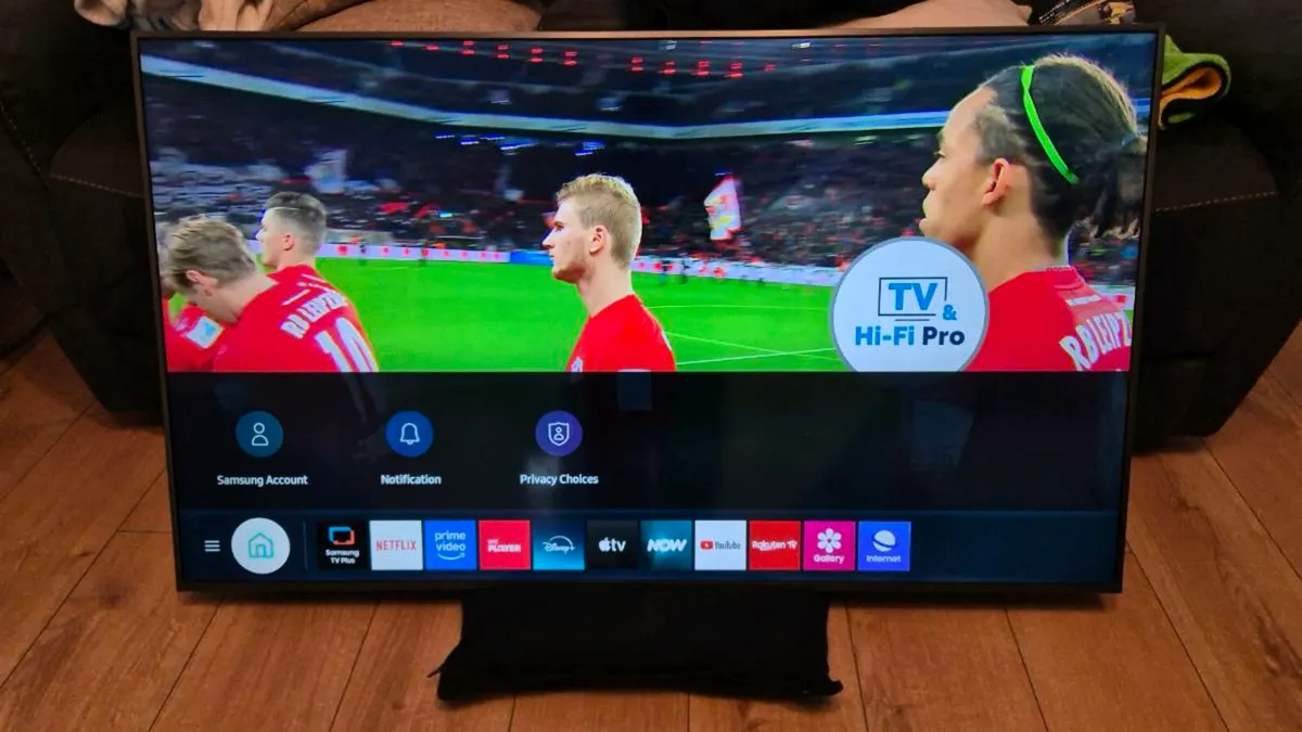 50" Samsung 4K Ultra HD Smart TV - Image 3