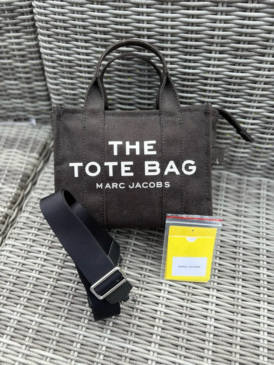 Marc Jacob’s THE TOTE BAG - Image 1