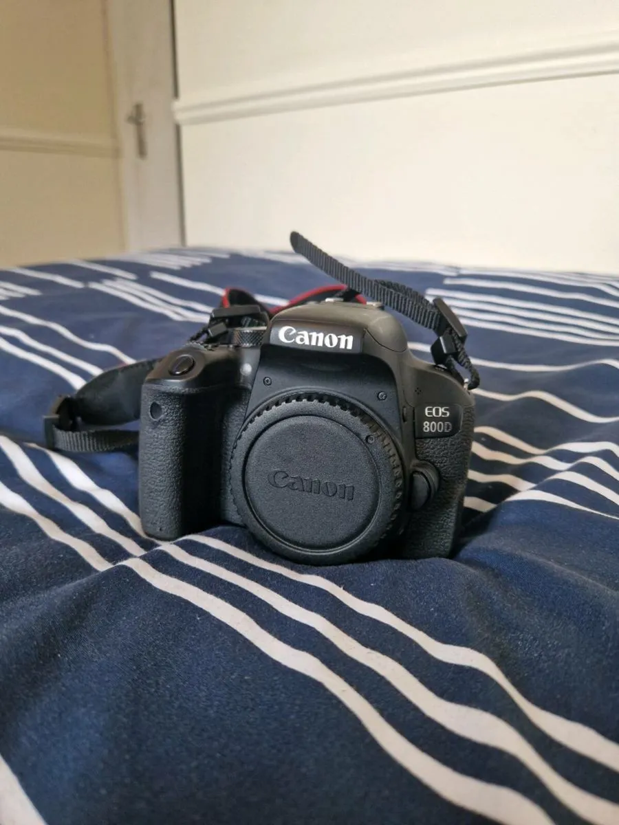 Canon 800d - Image 1