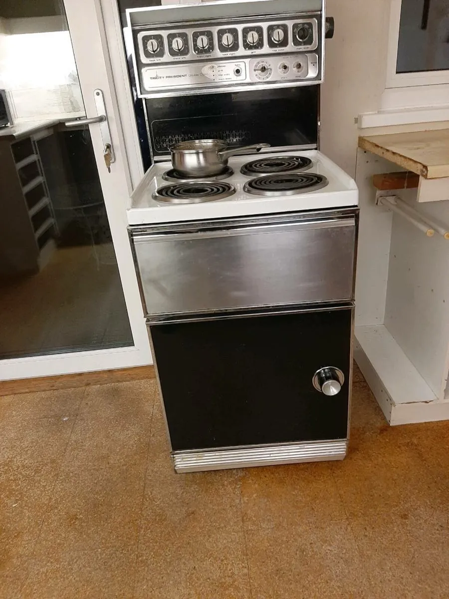 Cooker