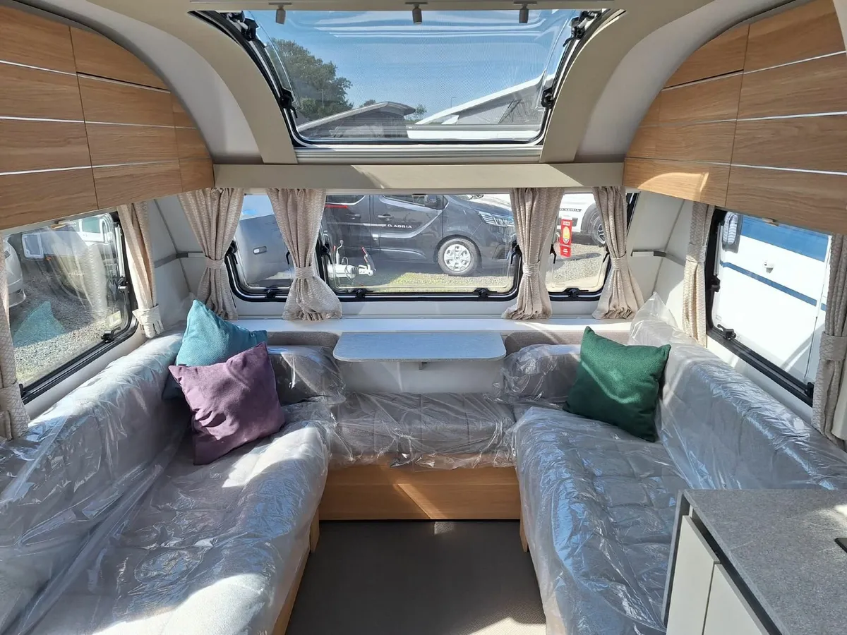 NEW ADRIA ADORA TIBER - £6,000 OFF - Image 3