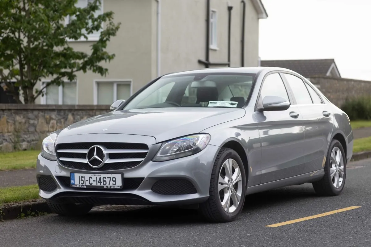 2015 Mercedes‑Benz C‑Class Saloon – 161k miles - Image 3