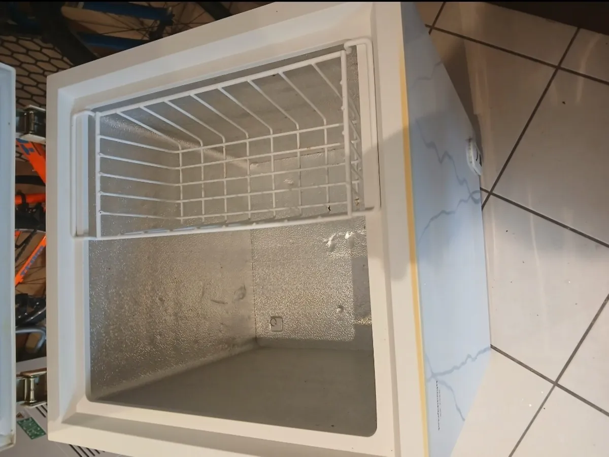 Freezer - Image 1