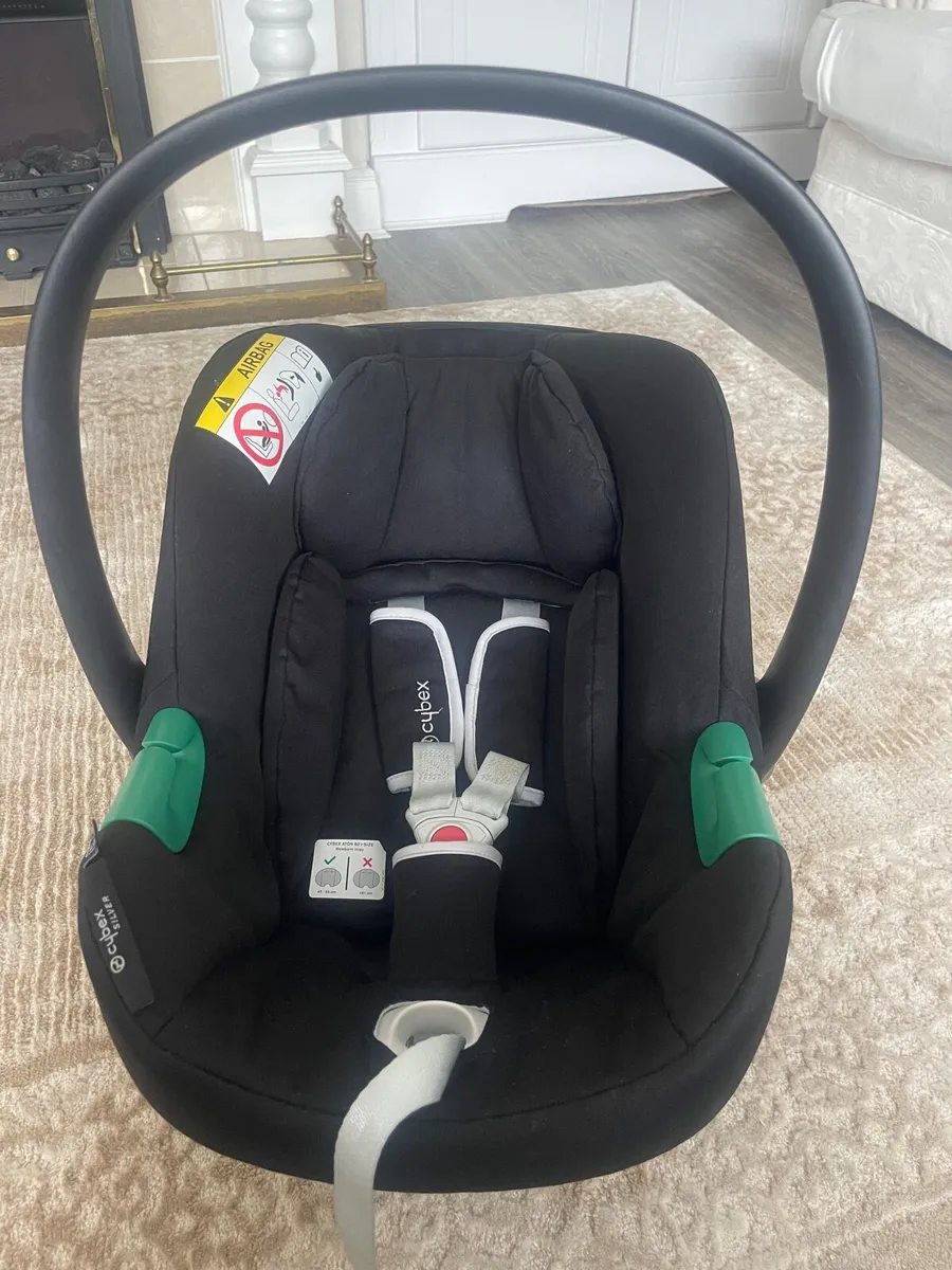 Cybex Aton B2 Car Seat & Isofix Base X2 - Image 3