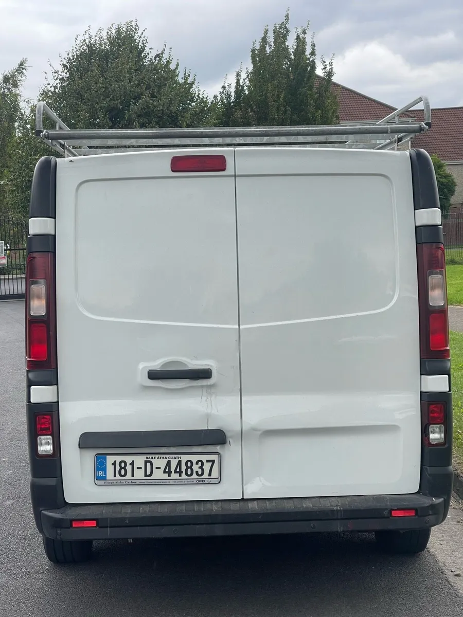 Renault traffic - Image 4