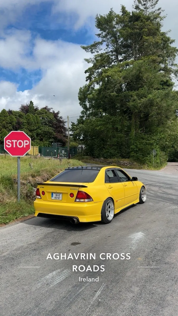Toyota altezza - Image 3