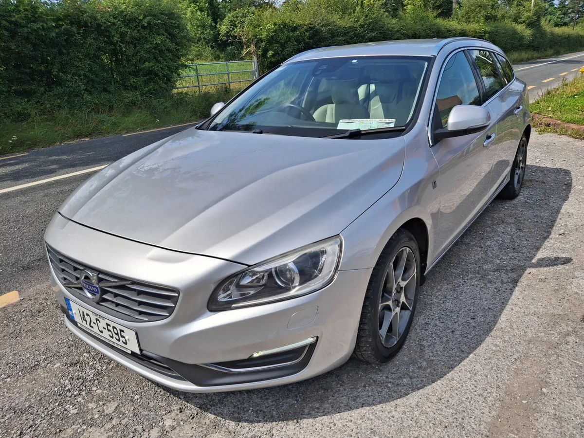 Volvo V60 2014 - Image 2