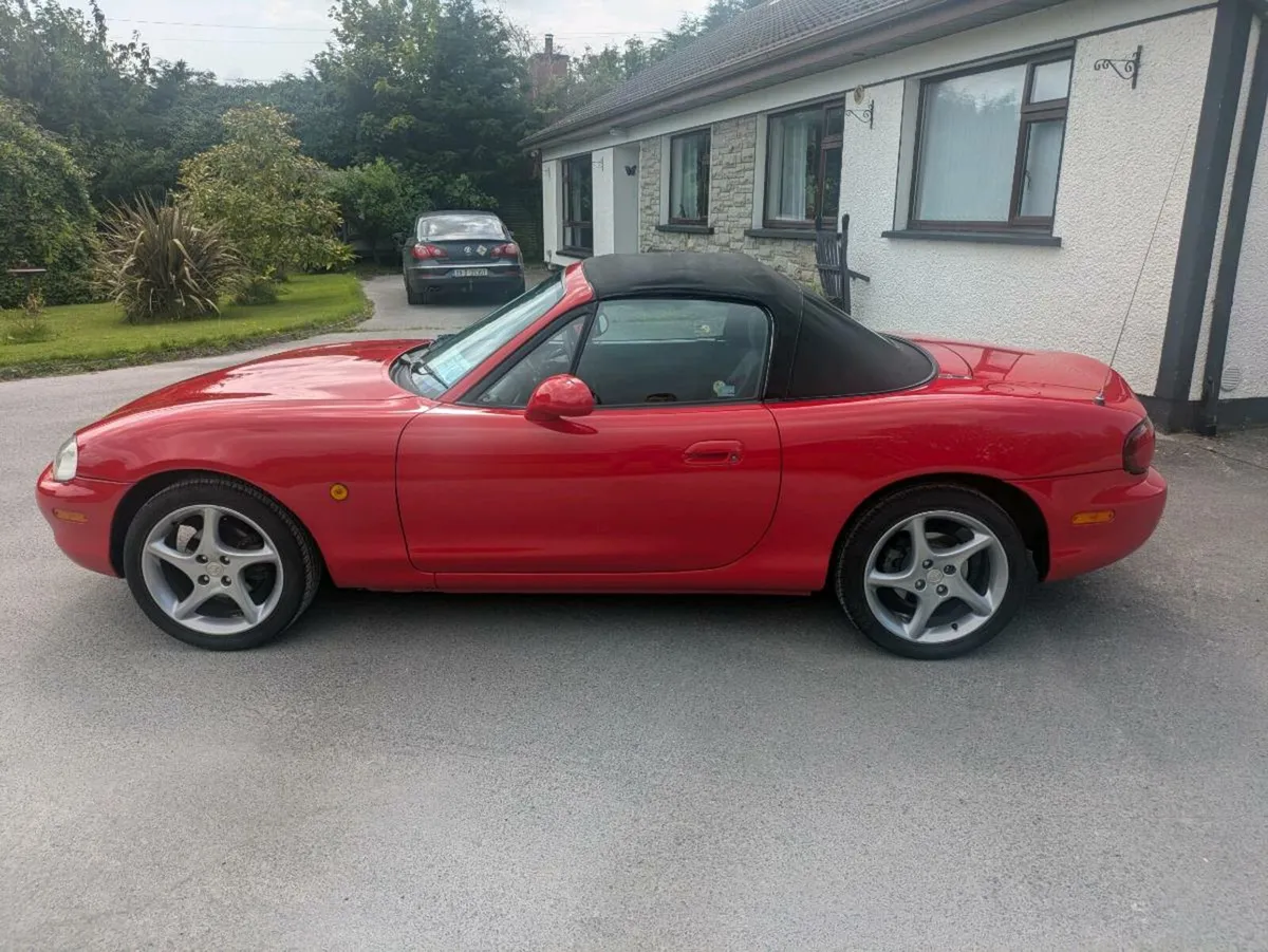 1998 Mazda MX5 - Image 4