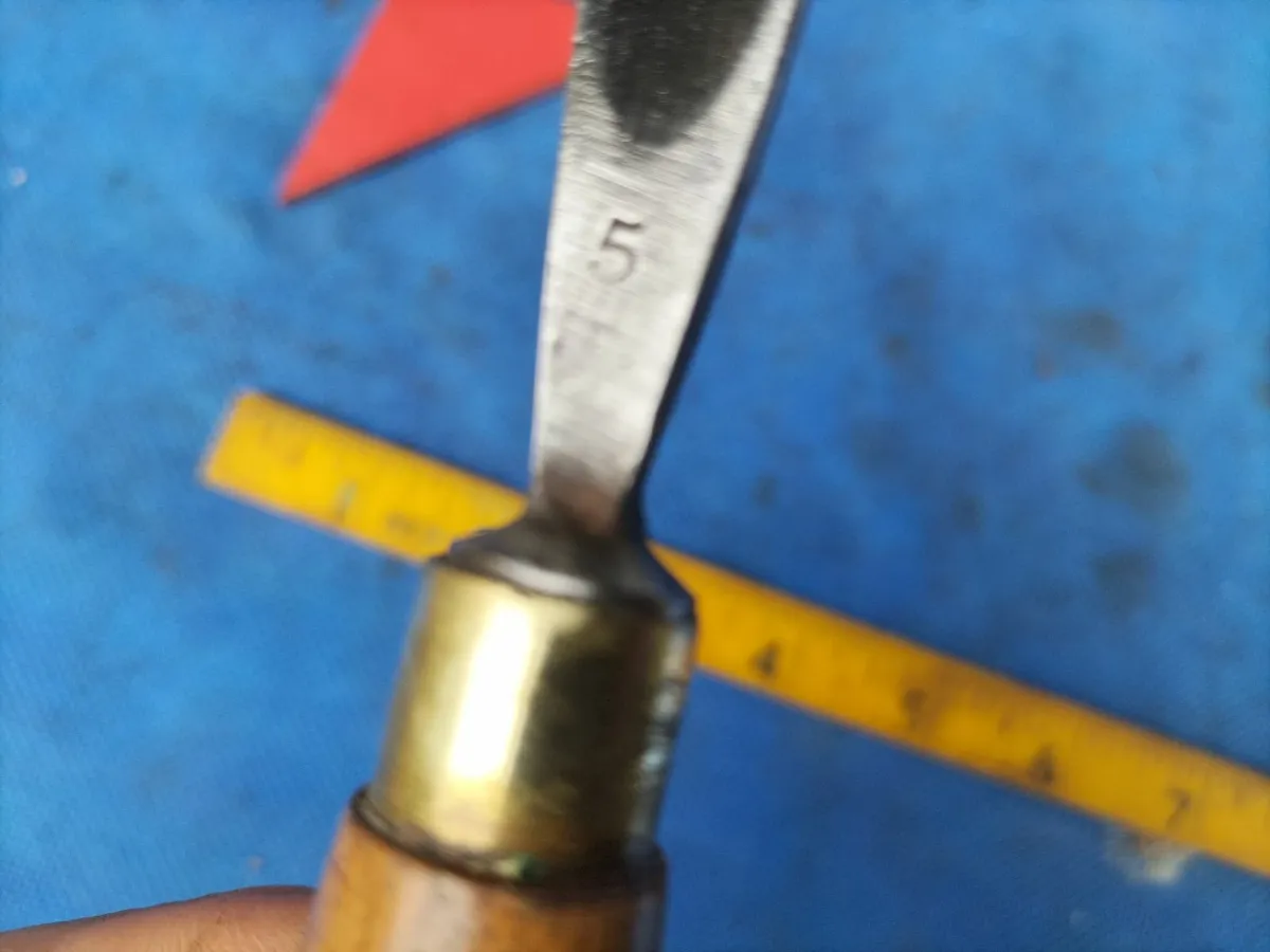 1/2" Carvers Gouge by Marples - Image 3