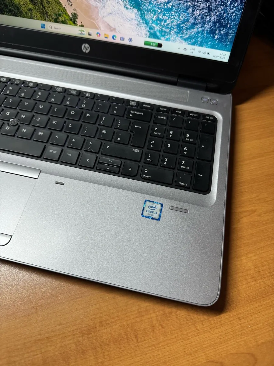 Hp laptop i5 16-512ssd win 11 pro - Image 2