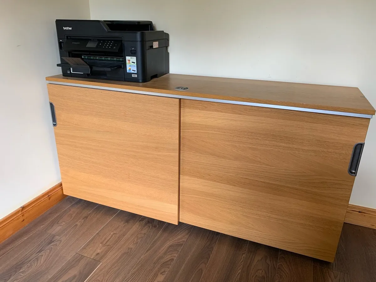 Office Furniture - Oak effect - Good quality - Image 4
